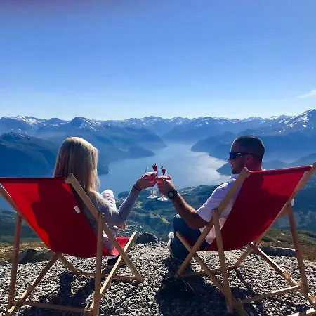 Fjord View בית הארחה סטראנדה